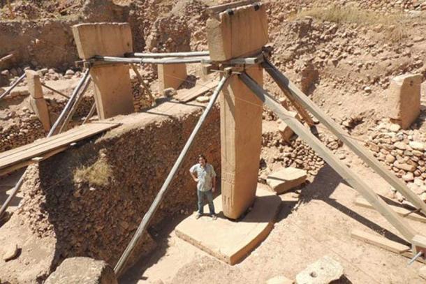 Massive megaliths of Enclosure D. Credit: Alistair Coombs