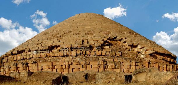 Mausoleum Numidian Kings said Medracen. Photo by Reda Kerbush. 2013.
