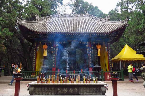 The Mausoleum of the Yellow Emperor in the Shaanxi Province of China. (N509FZ / CC BY-SA 4.0)