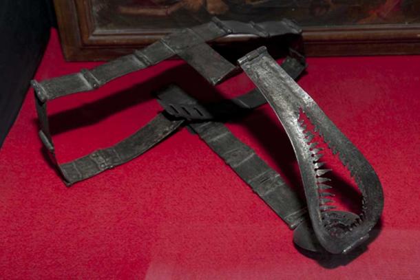 Medieval chastity belt for women. (Adwo / Adobe)