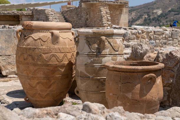 Millennia-old amphorae in Knossos that have been pieced back together. (Ioannis Syrigos)