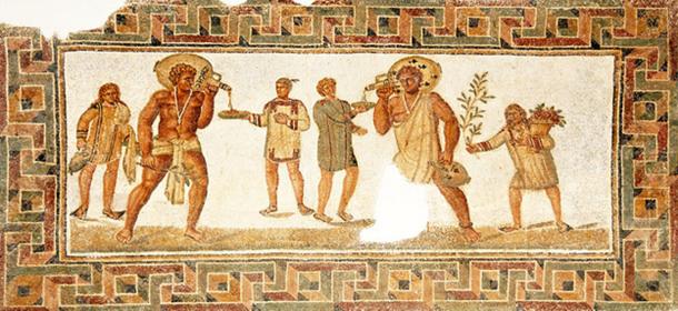Piso de mosaico con esclavos sirviendo en un banquete, encontrado en Dougga, siglo III d.C. (CC BY-SA 2.0)