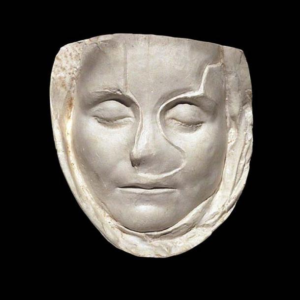 Mould of a child's face, found in 1874. The epitaph (ref CIL 13, 02108) reads: 