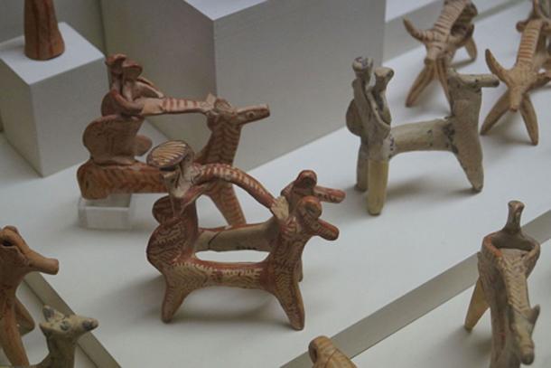 Mycenaean figurines from Agios Konstantinos, Methana. (14-13th century BC) Archaeological Museum of Piraeus, Greece. 