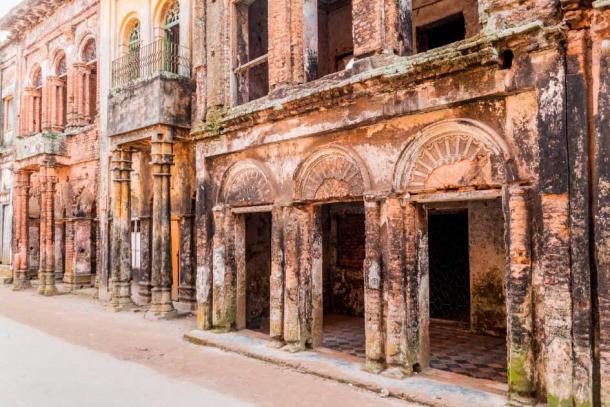 The abandoned town of Panam Nagar, Bangladesh. Source: Matyas Rehak / Adobe Stock. Panam City (also called Panam Nagar in Bengali) is one of the earliest cities in Bangladesh that is still standing. As the capital of the 15th century Bengal ruler Isa Khan, the city was once an important trading and political center. The historical buildings are becoming increasingly dilapidated with age and there are no signs of any significant restoration attempts in order to preserve the site.