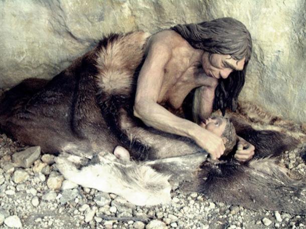 Neanderthal mother and child (Anthropos Pavilion, Brno, Czech Republic). (CC BY NC 2.0 )