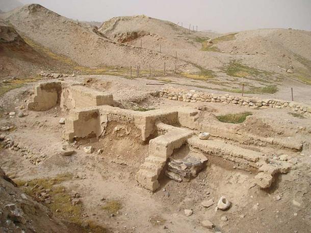 Neolithic site unearthed at Tell es-Sultan in Jericho, Palestine.  (Public Domain)