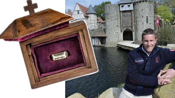 Nicolás de Villiers won the precious ring in a recent auction in London. The ring, accompanied by its own reliquary, cost 376,833 euros.