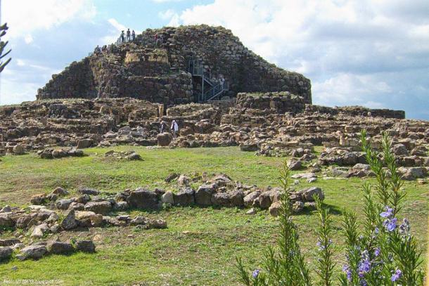 A Nuragic civilization stone fortress, in Sardinia, Italy. (UT70619 / CC BY-NC-ND 2.0)
