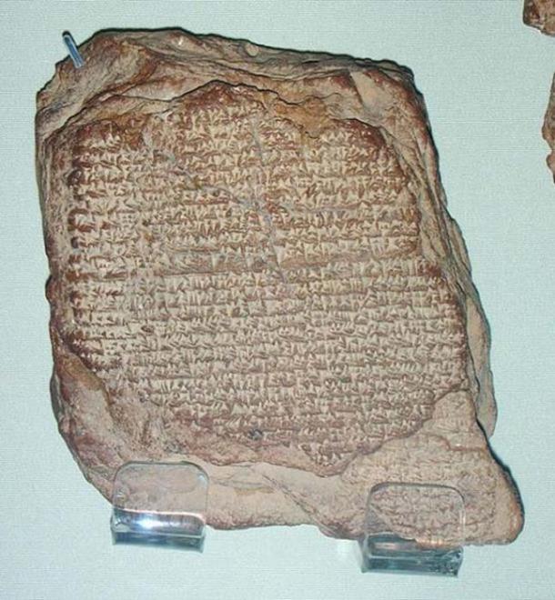 Observation of Haley's Comet, recorded in Cuneiform on a clay tablet between 22-28 September 164 BC, Babylon, Iraq. British Museum, London. ( Public Domain )