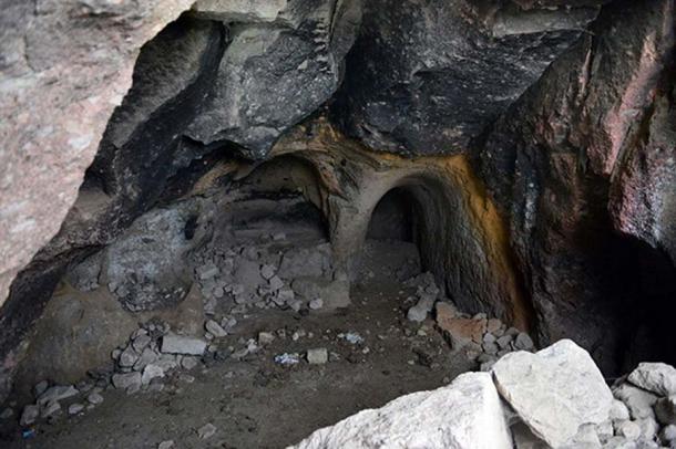 One of the chambers in Belağası Underground City.