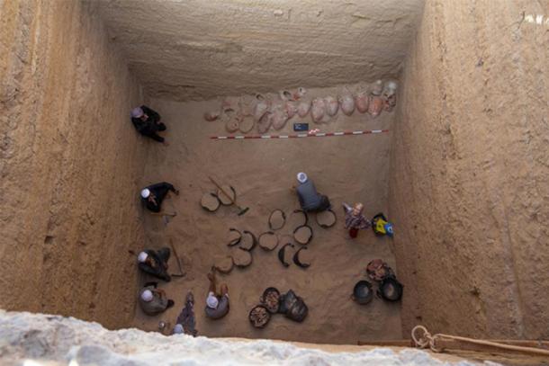 One of the deep Abusir burial wells where the mummification process materials and containers were found. (Egyptian Antiquities Authority)