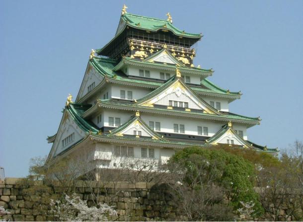 Osaka Castle, a famous construction of the Kongo Gumi corporation, 1583