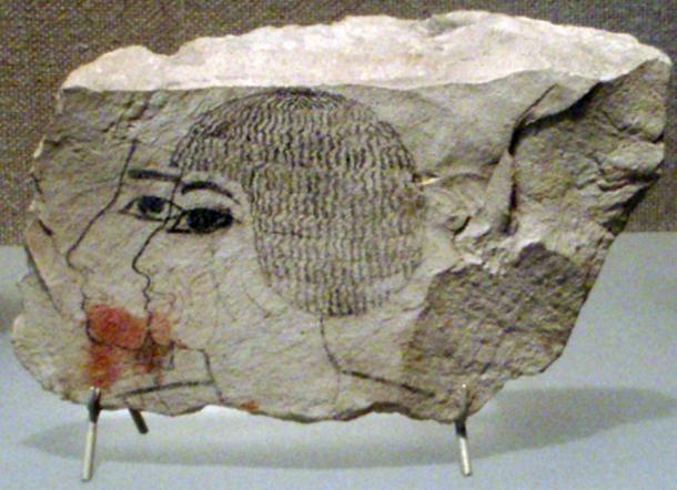 Ostracon encontrado en el basurero debajo de la capilla de la tumba de Senenmut (SAE 71).