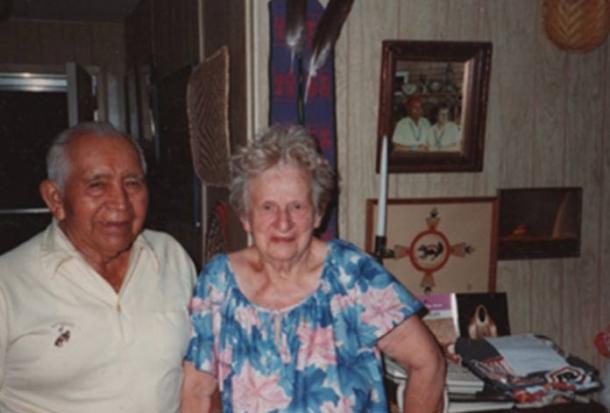 Oswald “White Bear” Fredericks and his wife, Naomi, photographed in 1985 at their home in Sedona, Arizona. 