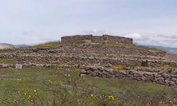 Oval room at  Pucará de Rumicucho, San Antonio de Pichincha, Ecuador 