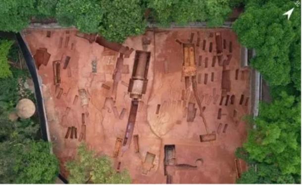 Overview of tombs found at Guangzhou Zoo.