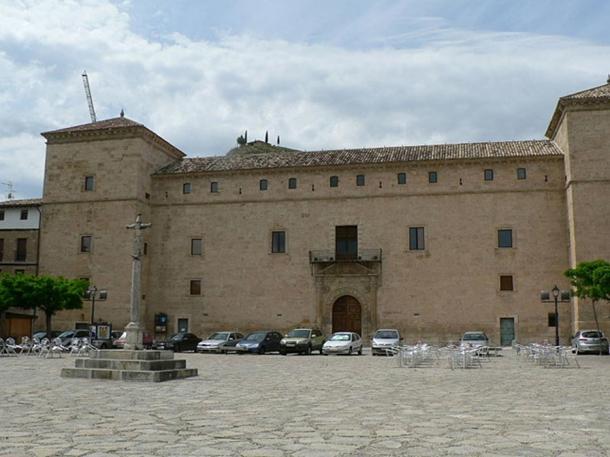 Palace of Pastrana, where Ana de Mendoza was confined.