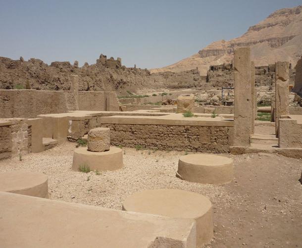 Palace of Ramses III, at Medinet Habu, Theban Necropolis, Egypt