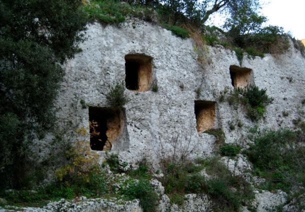 Pantalica Tombs - Sicily