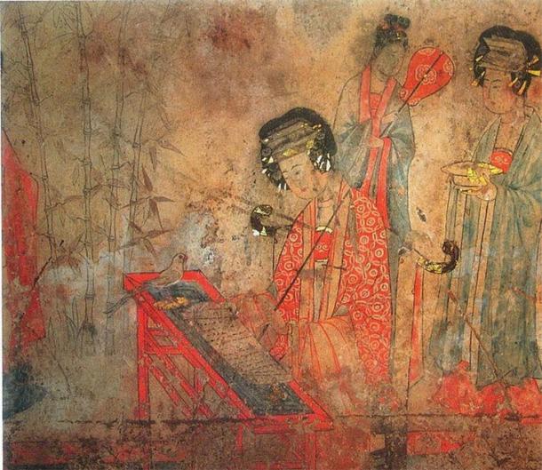 Pao-shan Tomb Wall-Painting of Liao Dynasty: Noble Consort Yang is teaching a parrot to chant sutras. (Public Domain)