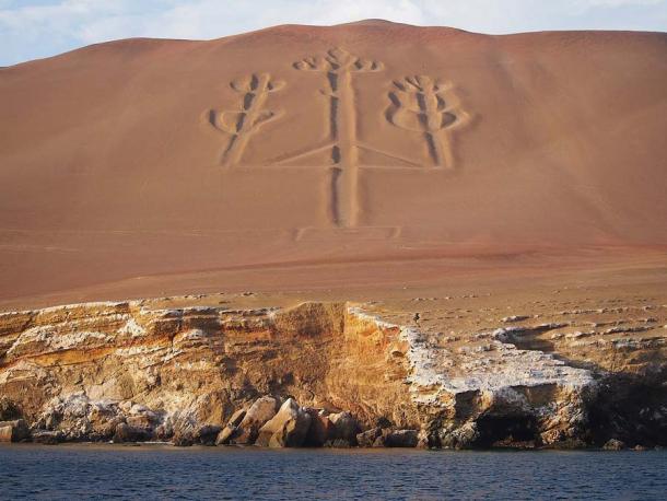 The Paracas Candelabra. (CC BY-SA 2.0)