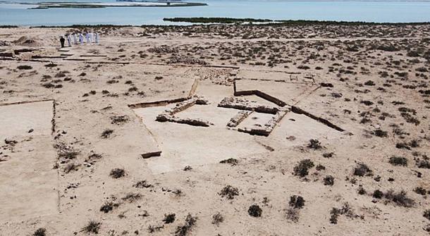 Part of the large C6th-C7th pearl