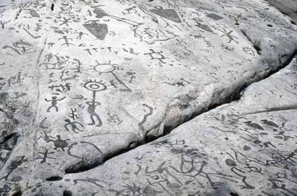 Peterborough petroglyph (CanadaDZ / CC BY 2.0)