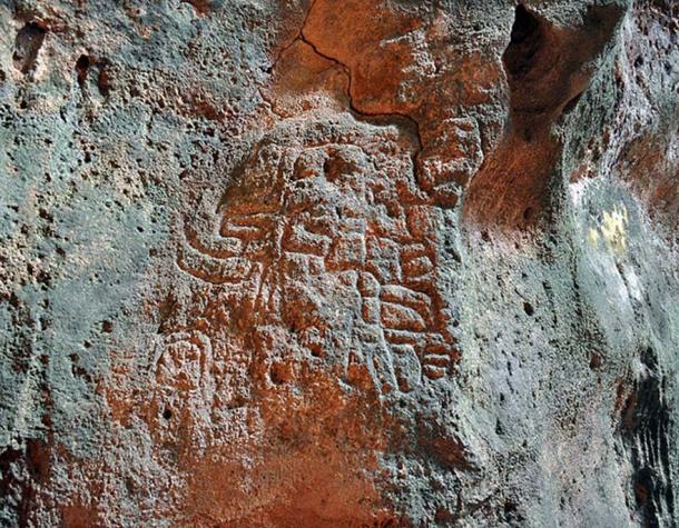 Petroglifos y pintura existen en la cueva mexicana.