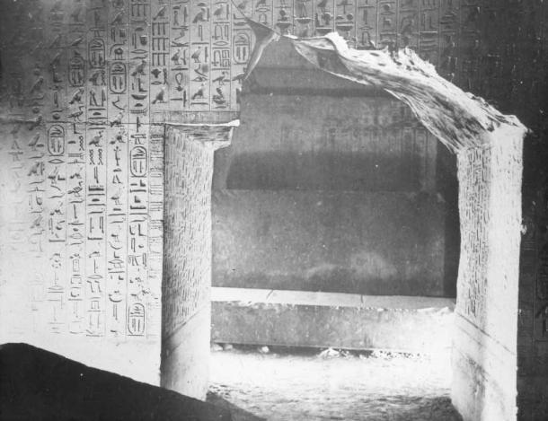 Photo from the 1900 discovery of the Pyramid of Unas (2360 BC) and its intricately carved pyramid texts (Public Domain)