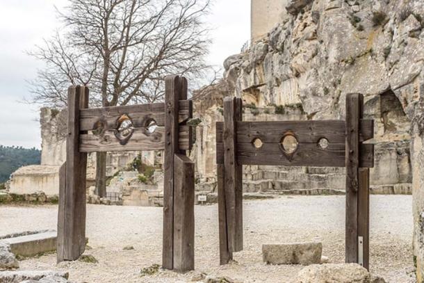 Pillories. (CC0)