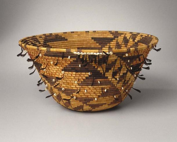 Pomo, Native American. Girl's Coiled Dowry or Puberty Basket (kol-chu or ti-ri-bu-ku), late 19th