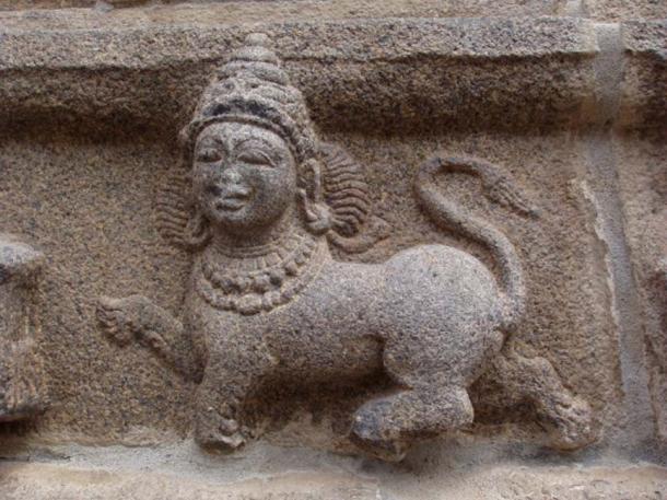 Purushamriga or Indian sphinx depicted on the Varadaraja Perumal temple in Tribhuvanai, India. (CC BY-SA 3.0)
