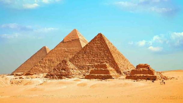 ¿Será realmente cierto que las tumbas piramidales de Akrum inspiraron a los faraones para construir las famosas pirámides egipcias? (Ahmed / Adobe Stock)
