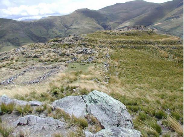 The fortress site of Quitoloma, one of 20 fortresses built by the Inca on the ridges of Pambamarca.  Credit: Chad Gifford / Pambamarca Archaeological Project