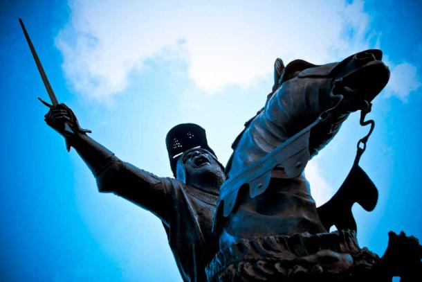 Rebellious Welsh forces made one last attempt to regain their independence and restore the Prince of Wales title to native hands when Owain Glyndwr led Welsh armies against the English in a fierce campaign to regain his country’s freedom. He claimed and held the title of Prince of Wales from 1400 to 1415. (eyeimagery / Adobe Stock)