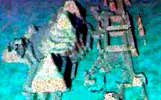 Reconstructed image of ruins from the sonar scan of the sea floor off the coast of Cuba.