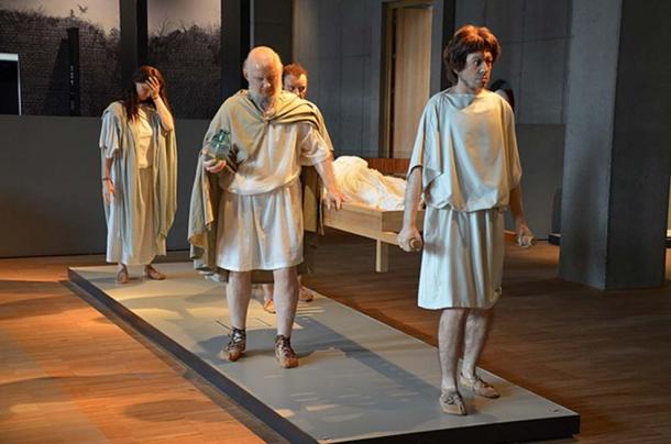 Reconstruction of a Roman funeral. Collection of Gallo-Romeins Museum, Tongeren, Belgium. (Carole Raddato/CC BY SA 2.0)
