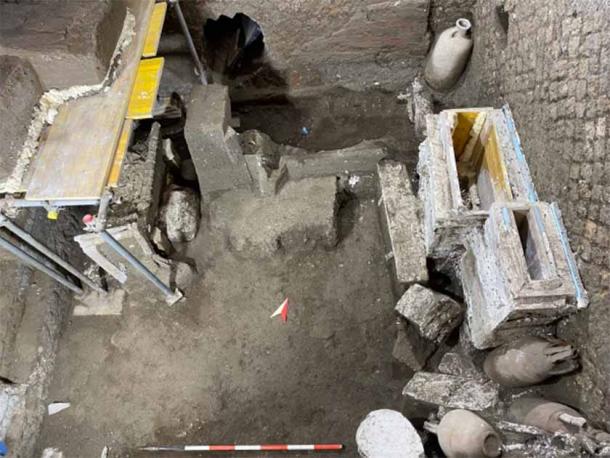 Reconstruction work taking place at the site of the Roman slave room in Pompeii. (Ministero della Cultura)