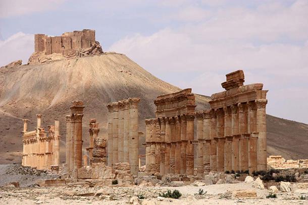 Remains of the Camp of Diocletian (foreground) at Palmyra. (Ulrich Waack/CC BY SA 3.0)