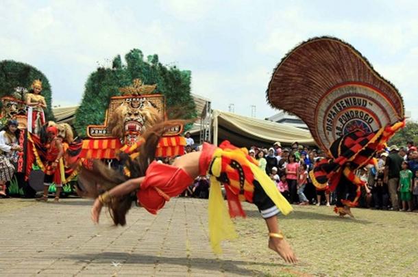 Reog Ponorogo performance. 