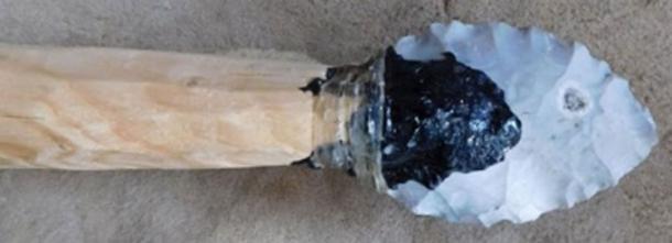 Replica of Neanderthal Spear construction (Credit: Diederik Pomstra)