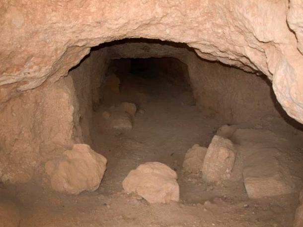 The Romans thought they were clever, tunneling under the walls of Dura-Europos, but the Sassanians filled these tunnels with deadly sulphuric gas in an early chemical warfare tactic (Marsyas / CC BY SA 3.0)