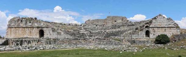 Ruins of an ancient Greek theater in Miletus, Turkey.  (Bernard Gagnon/CC BY-SA 3.0)