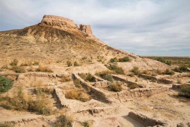 Ruins of Ayaz-Kala Fortress in Uzbekistan. (YuliaB /Adobe Stock)