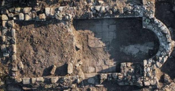 Ruins of a small monastery which existed in the 12th – 14th century on the St. Thomas Island.