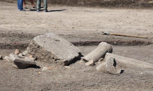 Ruins of an ancient colonnade were found at the recently unearthed King’s Mound in Boyanovo, Bulgaria.