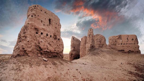 Ruins of ancient Ayaz-Kala Fortress (Konstantin / Adobe Stock)