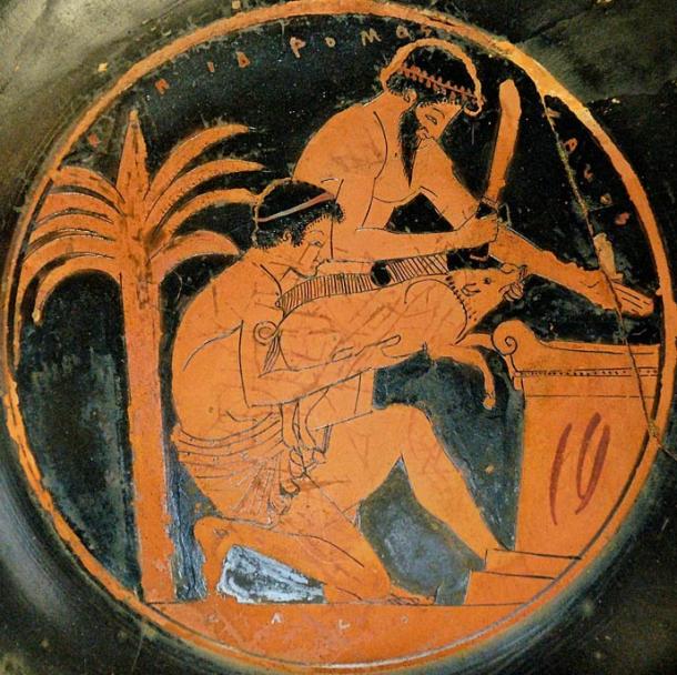 Sacrifice of a young boar in ancient Greece (tondo from an Attic red-figure cup, 510–500 BC, by the Epidromos Painter, collections of the Louvre).