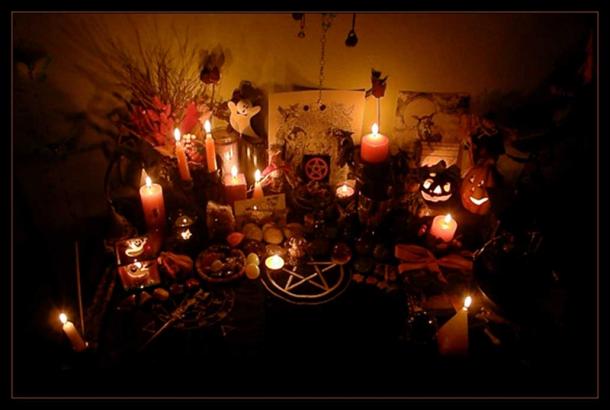 Sahmain Altar by Wilhelmine
